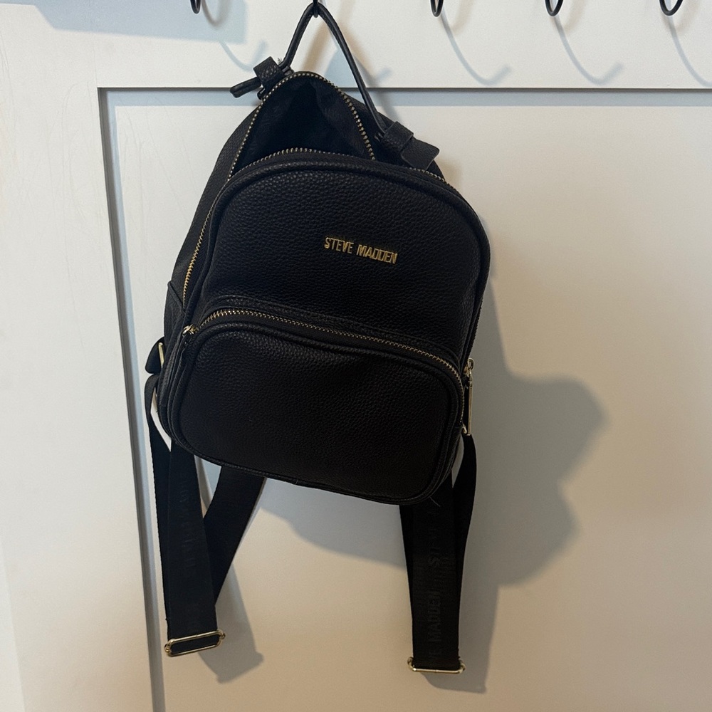 Steve Madden Black Pebbled Backpack